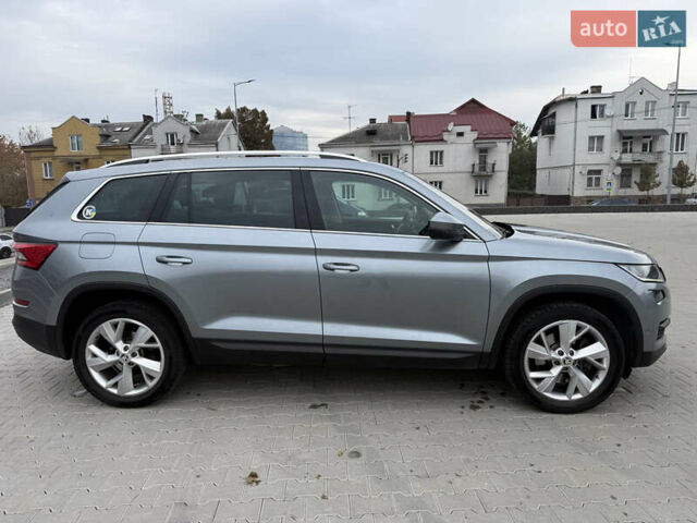 Серый Шкода Kodiaq, объемом двигателя 1.97 л и пробегом 225 тыс. км за 26800 $, фото 6 на Automoto.ua