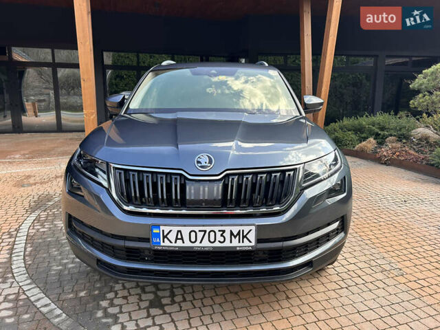 Серый Шкода Kodiaq, объемом двигателя 1.97 л и пробегом 248 тыс. км за 26999 $, фото 2 на Automoto.ua