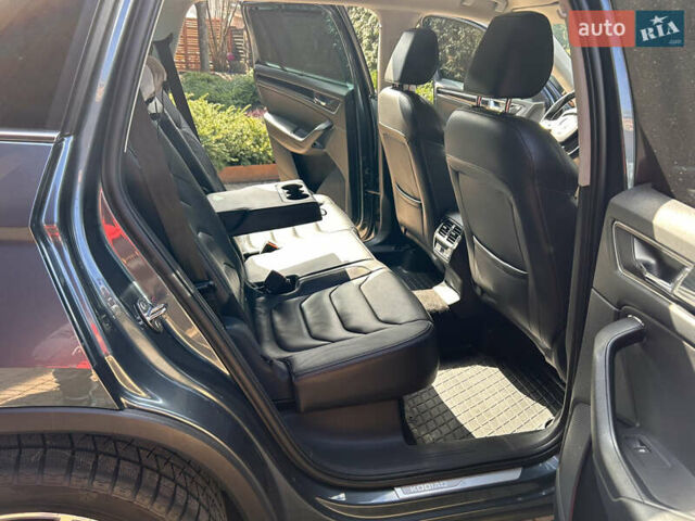 Серый Шкода Kodiaq, объемом двигателя 1.97 л и пробегом 248 тыс. км за 26999 $, фото 33 на Automoto.ua