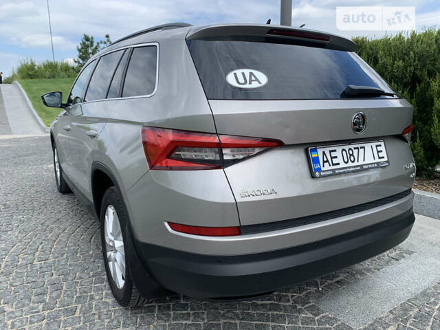 Сірий Шкода Kodiaq, об'ємом двигуна 2 л та пробігом 99 тис. км за 30500 $, фото 1 на Automoto.ua