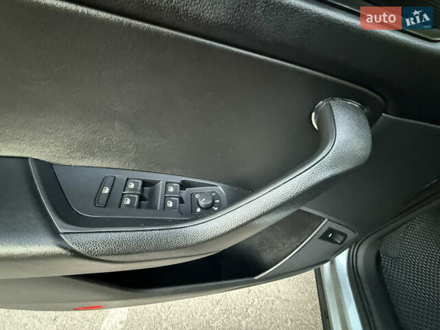 Сірий Шкода Kodiaq, об'ємом двигуна 2 л та пробігом 121 тис. км за 26450 $, фото 40 на Automoto.ua