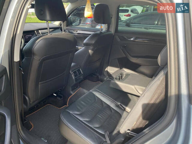 Шкода Kodiaq 2017 у Житомирі на Automoto.ua Сірий Шкода Kodiaq, об'ємом двигуна 1.97 л та пробігом 299 тис. км за 24400 $, фото 10 на Automoto.ua