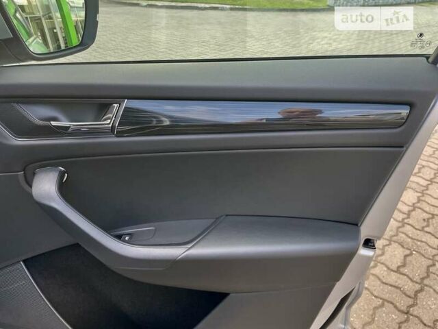 Сірий Шкода Kodiaq, об'ємом двигуна 1.97 л та пробігом 89 тис. км за 32900 $, фото 43 на Automoto.ua