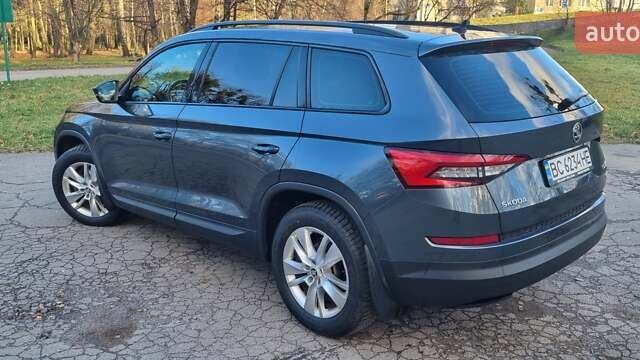 Сірий Шкода Kodiaq, об'ємом двигуна 1.4 л та пробігом 192 тис. км за 18699 $, фото 5 на Automoto.ua