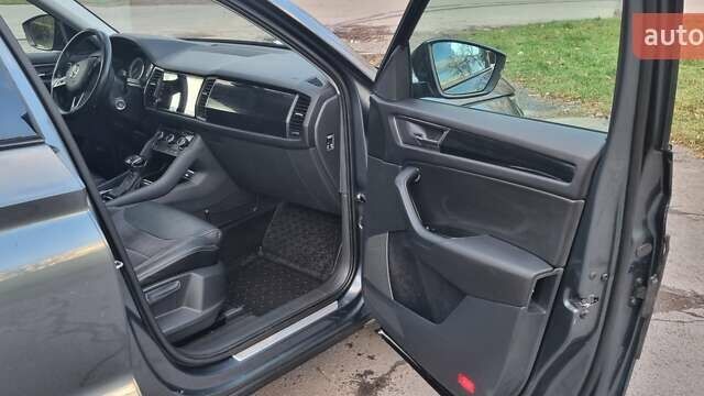 Сірий Шкода Kodiaq, об'ємом двигуна 1.4 л та пробігом 192 тис. км за 18699 $, фото 26 на Automoto.ua