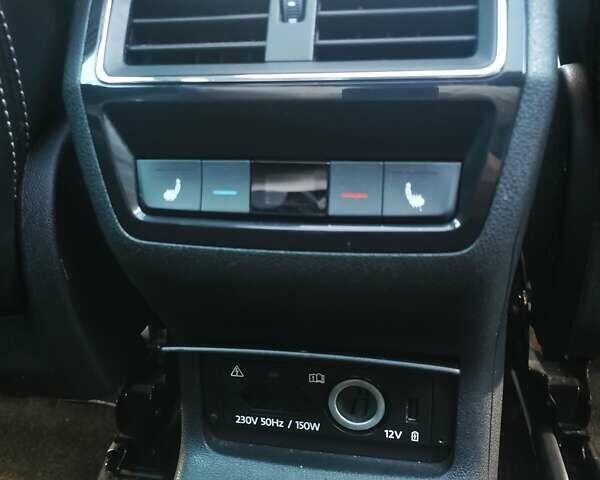 Сірий Шкода Kodiaq, об'ємом двигуна 1.97 л та пробігом 255 тис. км за 23900 $, фото 30 на Automoto.ua