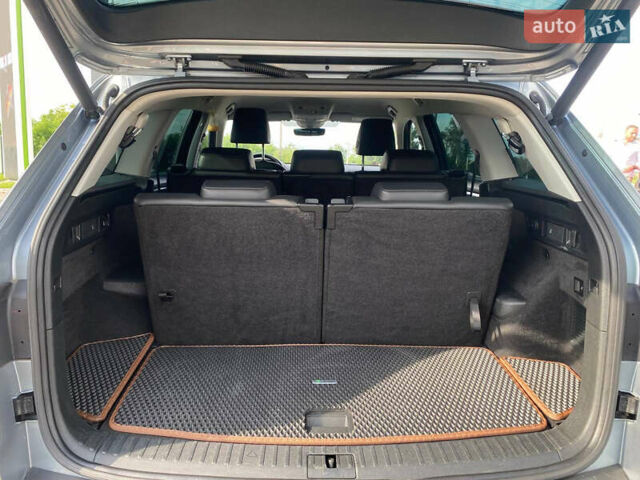 Шкода Kodiaq 2017 у Житомирі на Automoto.ua Сірий Шкода Kodiaq, об'ємом двигуна 1.97 л та пробігом 299 тис. км за 24400 $, фото 24 на Automoto.ua