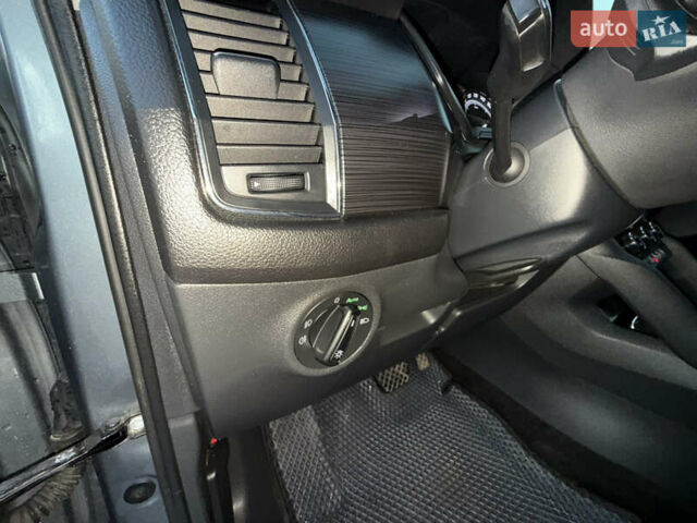 Сірий Шкода Kodiaq, об'ємом двигуна 2 л та пробігом 121 тис. км за 26450 $, фото 39 на Automoto.ua