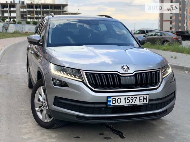 Серый Шкода Kodiaq, объемом двигателя 1.97 л и пробегом 277 тыс. км за 23900 $, фото 15 на Automoto.ua