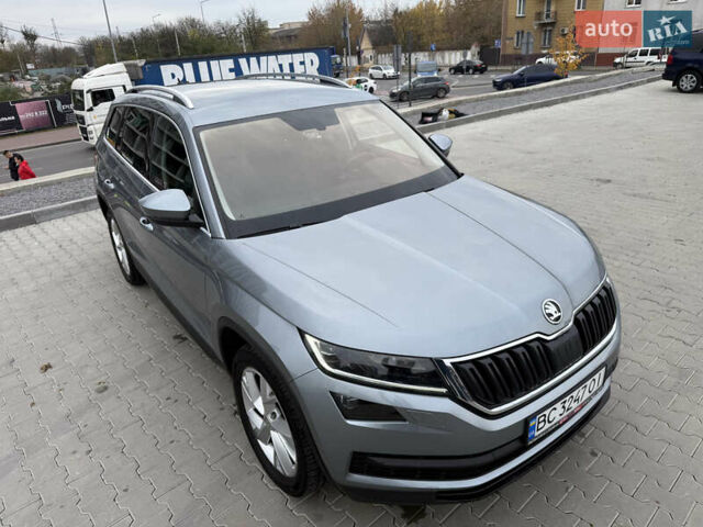 Серый Шкода Kodiaq, объемом двигателя 1.97 л и пробегом 225 тыс. км за 26800 $, фото 11 на Automoto.ua