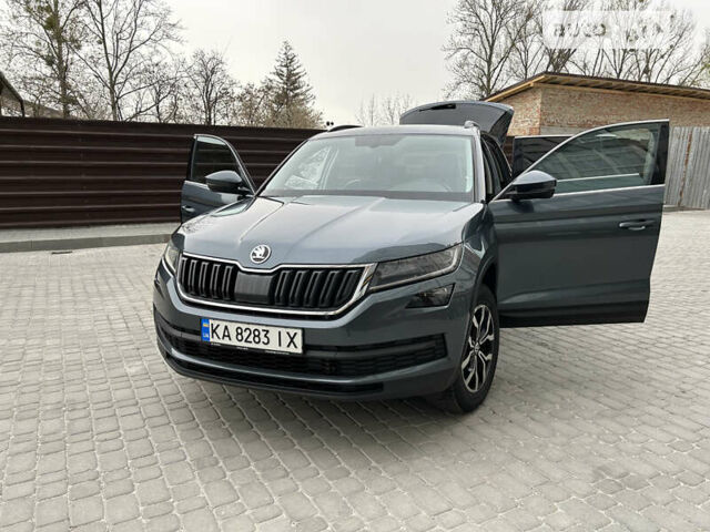 Серый Шкода Kodiaq, объемом двигателя 2 л и пробегом 122 тыс. км за 26499 $, фото 10 на Automoto.ua