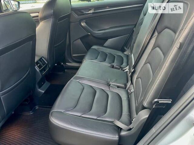 Сірий Шкода Kodiaq, об'ємом двигуна 1.97 л та пробігом 89 тис. км за 32900 $, фото 35 на Automoto.ua