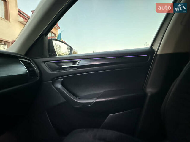 Сірий Шкода Kodiaq, об'ємом двигуна 2 л та пробігом 121 тис. км за 26450 $, фото 55 на Automoto.ua