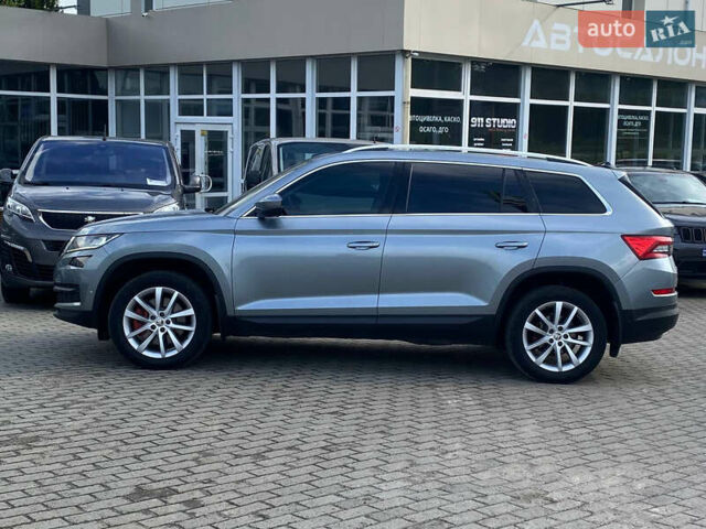 Шкода Kodiaq 2017 у Житомирі на Automoto.ua Сірий Шкода Kodiaq, об'ємом двигуна 1.97 л та пробігом 299 тис. км за 24400 $, фото 4 на Automoto.ua