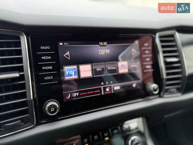 Сірий Шкода Kodiaq, об'ємом двигуна 2 л та пробігом 220 тис. км за 25750 $, фото 75 на Automoto.ua