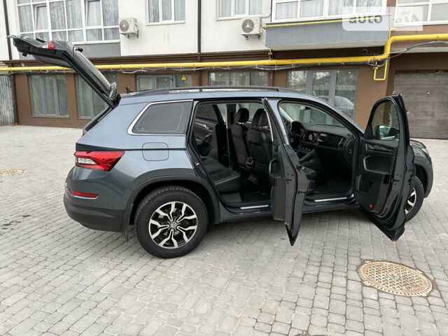 Сірий Шкода Kodiaq, об'ємом двигуна 2 л та пробігом 122 тис. км за 26499 $, фото 13 на Automoto.ua