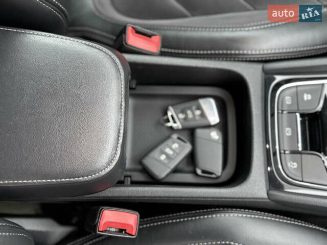 Сірий Шкода Kodiaq, об'ємом двигуна 2 л та пробігом 220 тис. км за 25750 $, фото 57 на Automoto.ua