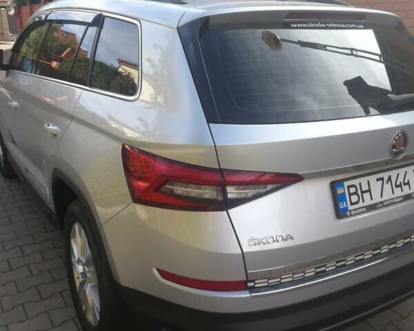 Серый Шкода Kodiaq, объемом двигателя 1.98 л и пробегом 38 тыс. км за 30000 $, фото 3 на Automoto.ua