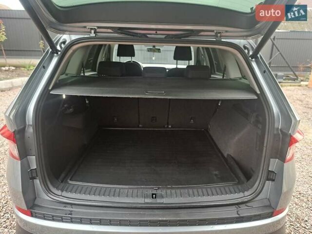Серый Шкода Kodiaq, объемом двигателя 1.98 л и пробегом 230 тыс. км за 21000 $, фото 14 на Automoto.ua