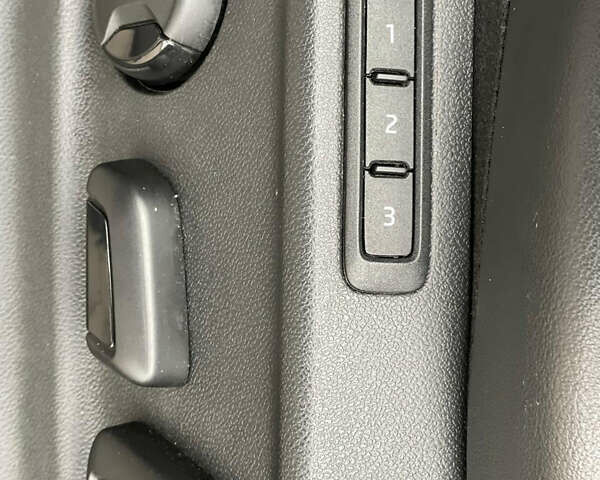 Сірий Шкода Kodiaq, об'ємом двигуна 1.97 л та пробігом 229 тис. км за 26999 $, фото 63 на Automoto.ua