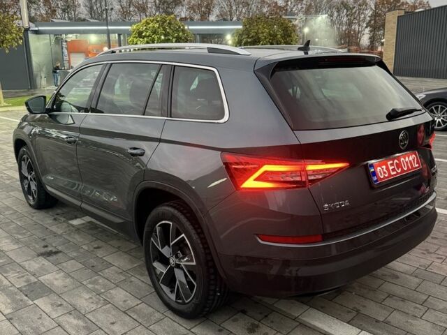 Серый Шкода Kodiaq, объемом двигателя 2 л и пробегом 227 тыс. км за 27800 $, фото 5 на Automoto.ua