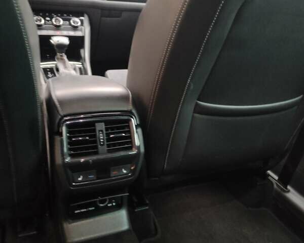 Серый Шкода Kodiaq, объемом двигателя 1.97 л и пробегом 243 тыс. км за 28700 $, фото 19 на Automoto.ua