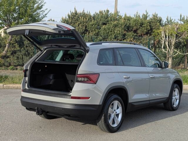 Сірий Шкода Kodiaq, об'ємом двигуна 2 л та пробігом 220 тис. км за 24999 $, фото 19 на Automoto.ua