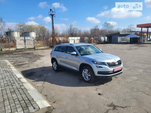 Серый Шкода Kodiaq, объемом двигателя 1.97 л и пробегом 286 тыс. км за 22500 $, фото 7 на Automoto.ua