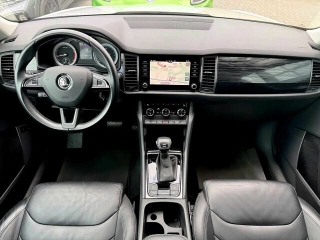 Шкода Kodiaq 2018 у Києві на Automoto.ua Сірий Шкода Kodiaq, об'ємом двигуна 2 л та пробігом 50 тис. км за 8000 $, фото 11 на Automoto.ua
