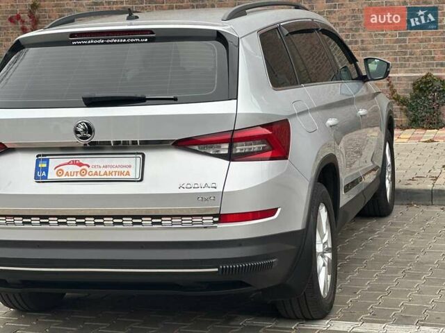 Серый Шкода Kodiaq, объемом двигателя 1.98 л и пробегом 38 тыс. км за 29999 $, фото 8 на Automoto.ua