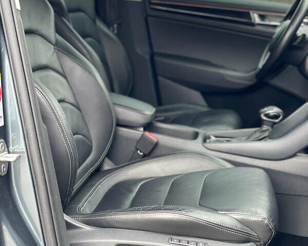 Сірий Шкода Kodiaq, об'ємом двигуна 1.97 л та пробігом 229 тис. км за 26999 $, фото 59 на Automoto.ua