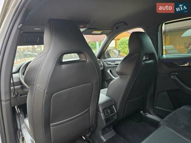 Серый Шкода Kodiaq, объемом двигателя 1.97 л и пробегом 193 тыс. км за 30700 $, фото 34 на Automoto.ua