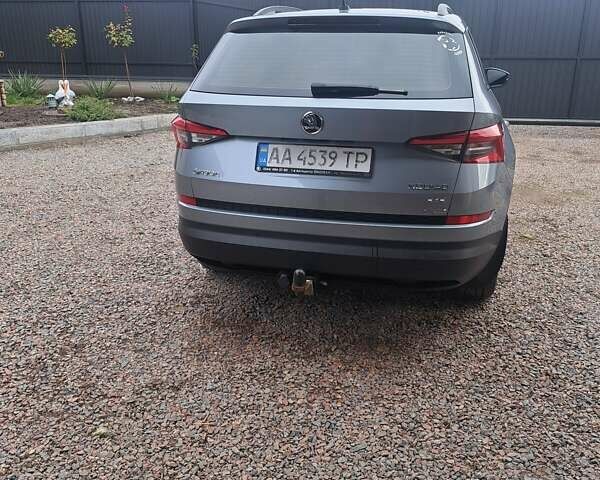 Серый Шкода Kodiaq, объемом двигателя 1.98 л и пробегом 230 тыс. км за 21000 $, фото 5 на Automoto.ua