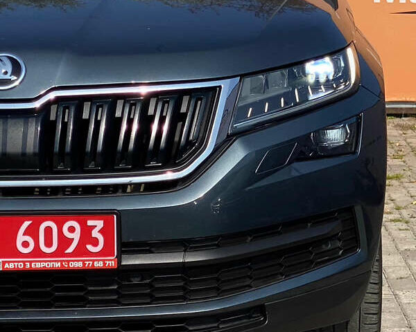 Серый Шкода Kodiaq, объемом двигателя 1.97 л и пробегом 248 тыс. км за 22950 $, фото 7 на Automoto.ua