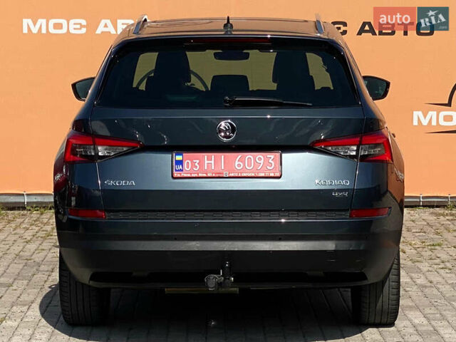 Серый Шкода Kodiaq, объемом двигателя 1.97 л и пробегом 248 тыс. км за 22950 $, фото 4 на Automoto.ua