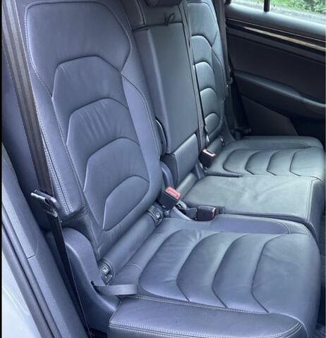 Серый Шкода Kodiaq, объемом двигателя 2 л и пробегом 168 тыс. км за 29500 $, фото 4 на Automoto.ua