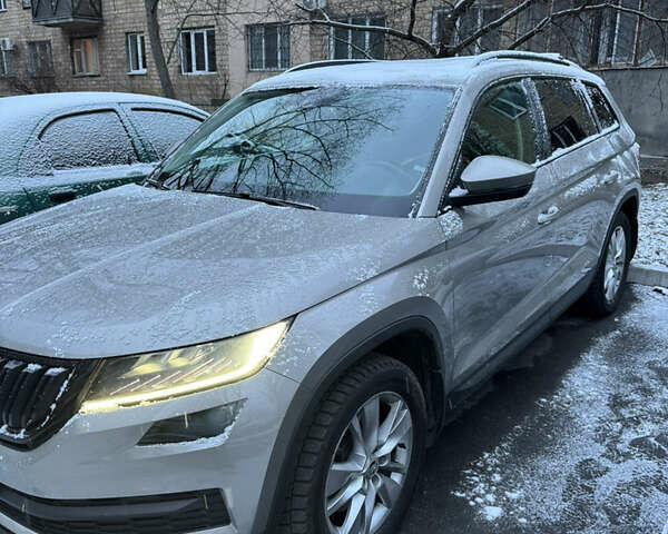 Серый Шкода Kodiaq, объемом двигателя 1.98 л и пробегом 89 тыс. км за 30000 $, фото 1 на Automoto.ua