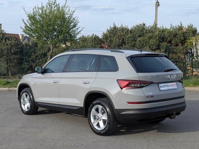 Сірий Шкода Kodiaq, об'ємом двигуна 2 л та пробігом 220 тис. км за 24999 $, фото 2 на Automoto.ua
