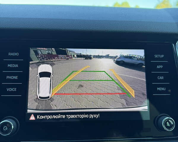 Серый Шкода Kodiaq, объемом двигателя 1.97 л и пробегом 215 тыс. км за 29700 $, фото 16 на Automoto.ua