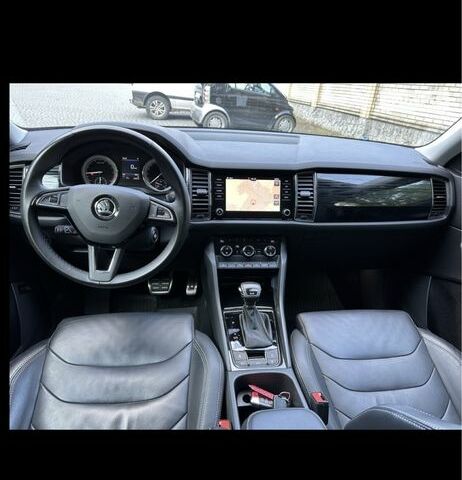 Серый Шкода Kodiaq, объемом двигателя 2 л и пробегом 168 тыс. км за 29500 $, фото 1 на Automoto.ua