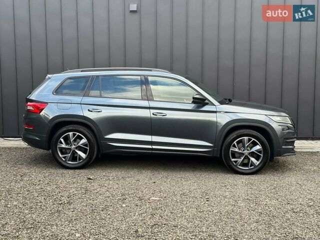 Серый Шкода Kodiaq, объемом двигателя 2 л и пробегом 201 тыс. км за 29300 $, фото 4 на Automoto.ua