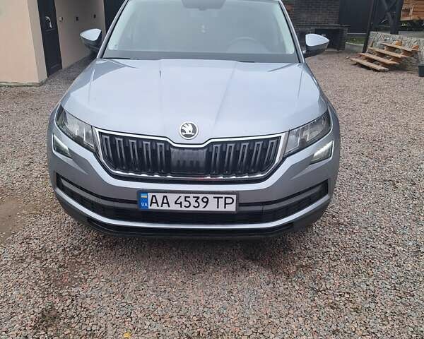 Серый Шкода Kodiaq, объемом двигателя 1.98 л и пробегом 230 тыс. км за 21000 $, фото 2 на Automoto.ua