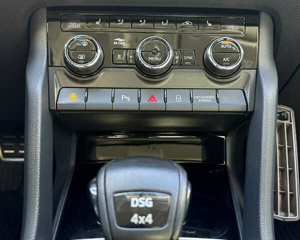 Серый Шкода Kodiaq, объемом двигателя 1.97 л и пробегом 215 тыс. км за 29700 $, фото 15 на Automoto.ua