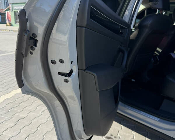 Серый Шкода Kodiaq, объемом двигателя 1.97 л и пробегом 215 тыс. км за 29700 $, фото 23 на Automoto.ua