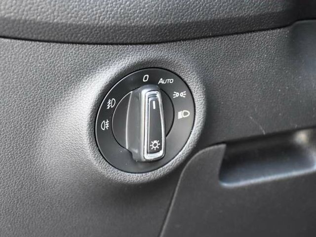 Сірий Шкода Kodiaq, об'ємом двигуна 1.97 л та пробігом 158 тис. км за 23500 $, фото 32 на Automoto.ua