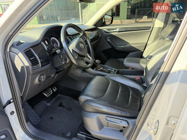 Серый Шкода Kodiaq, объемом двигателя 1.97 л и пробегом 215 тыс. км за 29700 $, фото 12 на Automoto.ua