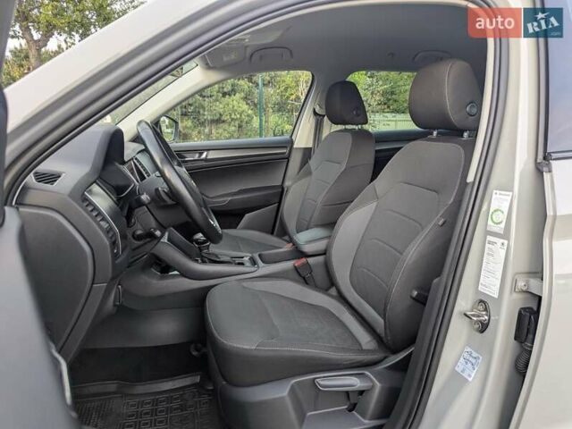 Серый Шкода Kodiaq, объемом двигателя 2 л и пробегом 220 тыс. км за 23999 $, фото 21 на Automoto.ua