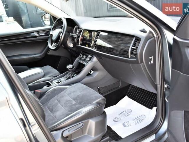 Сірий Шкода Kodiaq, об'ємом двигуна 1.97 л та пробігом 158 тис. км за 23500 $, фото 37 на Automoto.ua