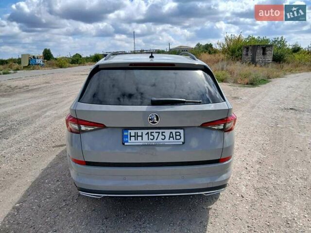 Шкода Kodiaq 2018 в Одессе на Automoto.ua Серый Шкода Kodiaq, объемом двигателя 1.97 л и пробегом 220 тыс. км за 27300 $, фото 2 на Automoto.ua