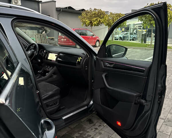 Серый Шкода Kodiaq, объемом двигателя 1.97 л и пробегом 227 тыс. км за 28500 $, фото 28 на Automoto.ua
